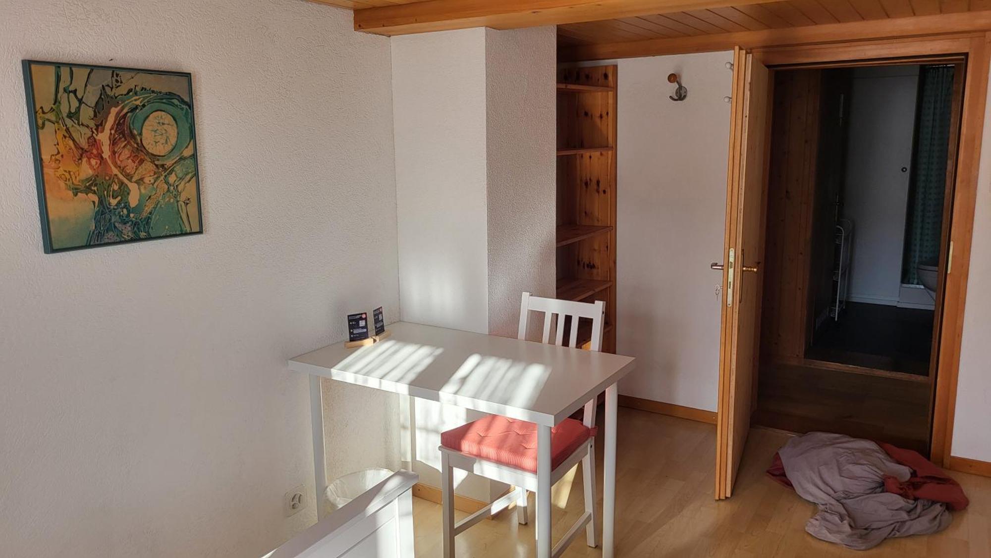 Auszeit Bed & Breakfast Wattenwil Luaran gambar