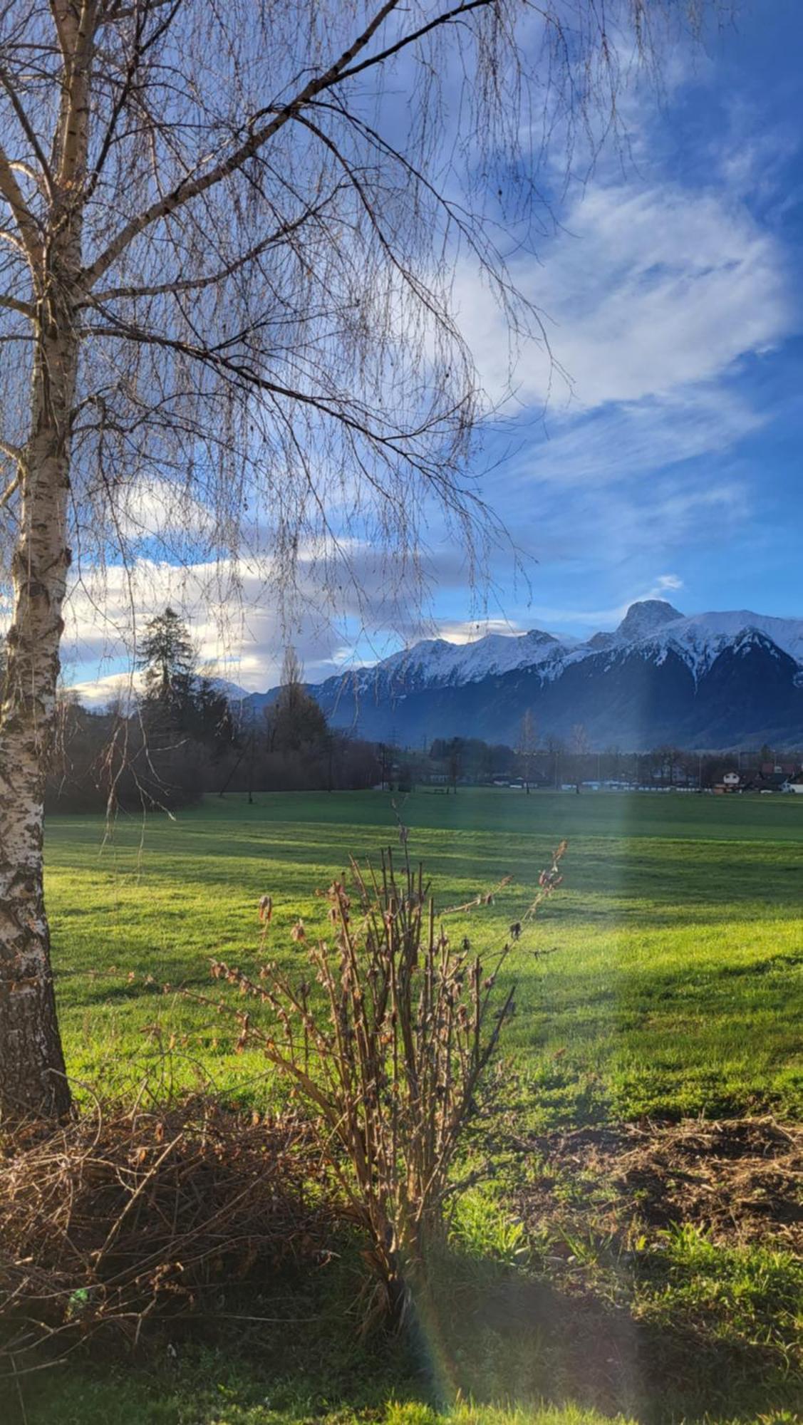 Auszeit Bed & Breakfast Wattenwil Luaran gambar